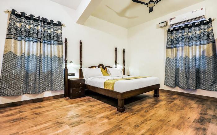 BEACH HOUSE HOTEL