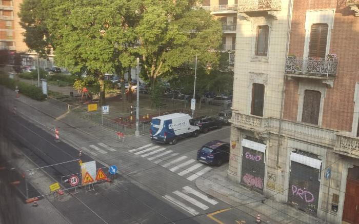 Near Metro Apartment