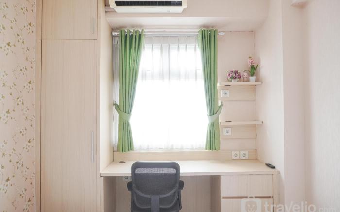 Good Deal 1BR Green Pramuka near Mall By Travelio