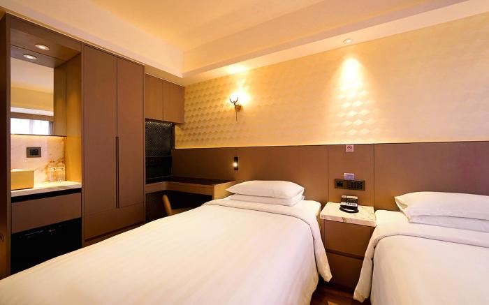 China Dragon Hotel