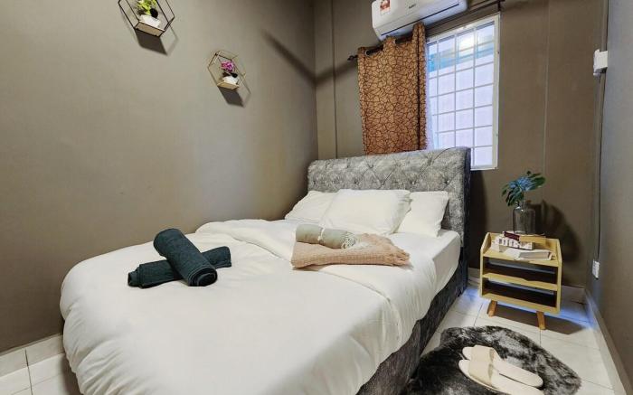 Shah Alam U8 Cozy 6+3 PAX Suite