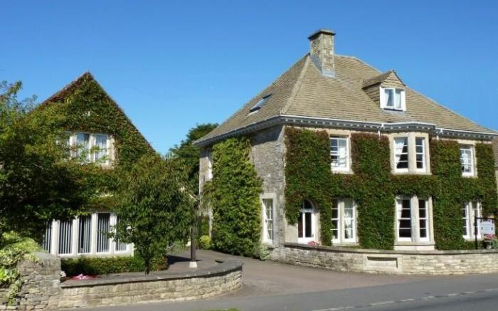 Cotteswold House