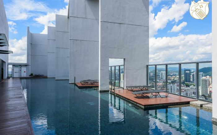Minimalist Zen Retreat 4P Comfort Stay by Verano