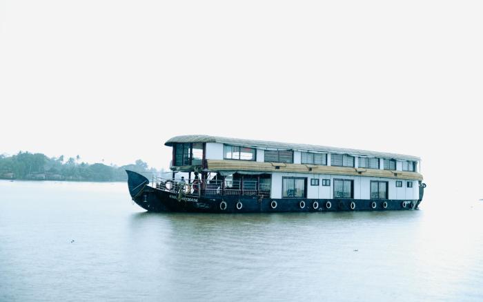 Harmony Houseboats