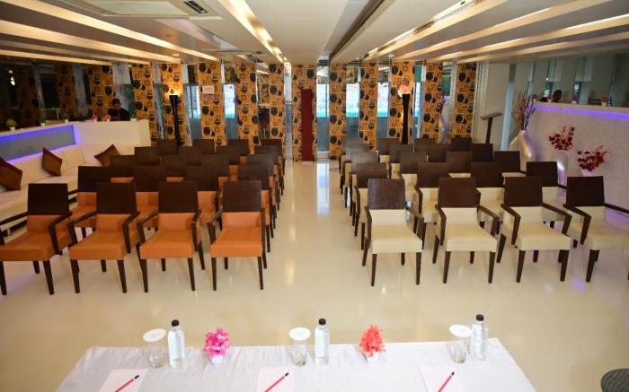 Premier Tamanna Hotel  Hinjawadi Pune