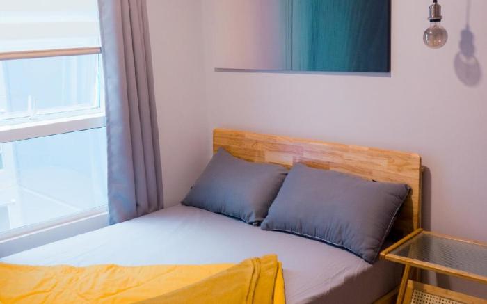 Bucky's 2BR Condo near Eastwood