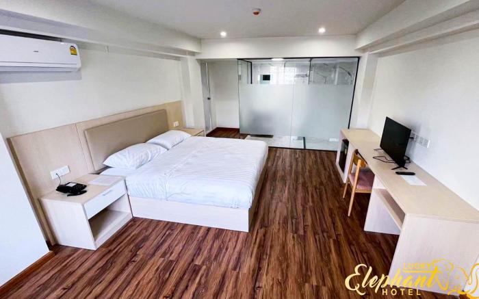 Lucky Elephant Hotel