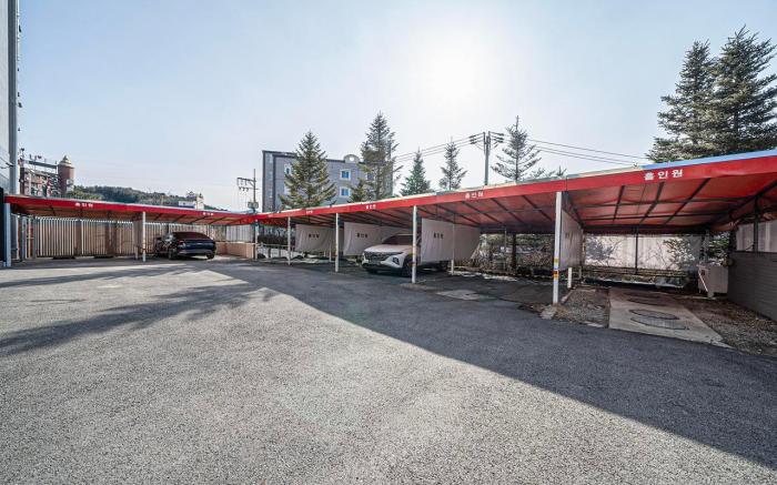 Chuncheon Hole in One