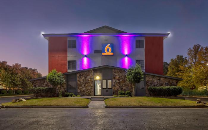 Studio 6  Little Rock, AR - South