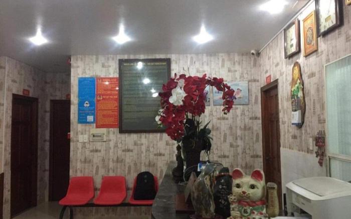 Lucys Hotel
