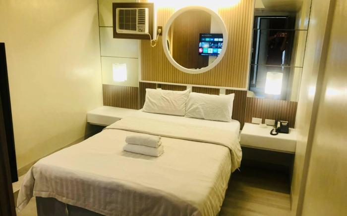Paradise Hotel