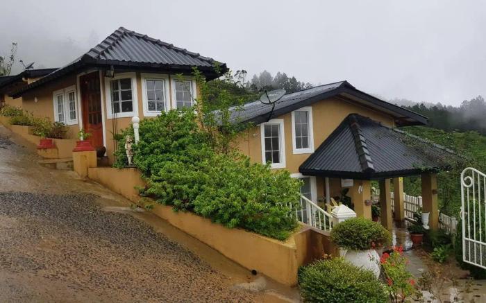 Lassana Holiday Bungalow