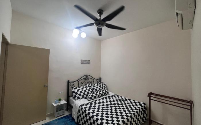 HOMESTAY PERMAI UTAMA II GURUN (MUSLIM ONLY)