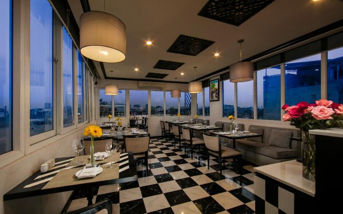 Serenity Diamond Hotel