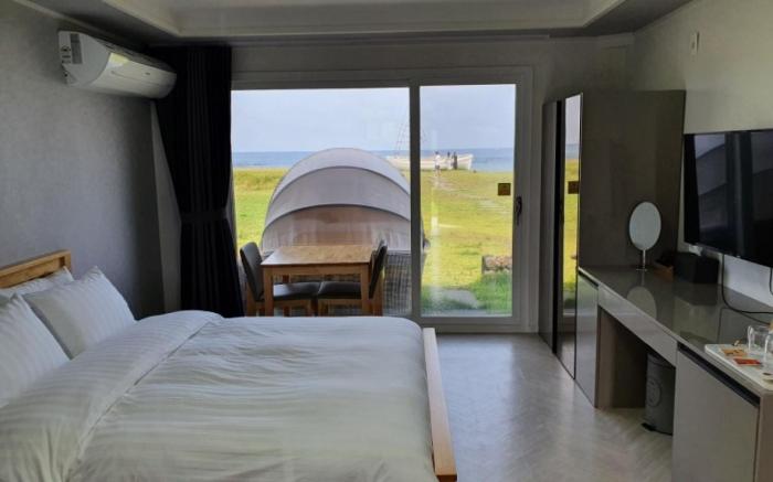 Seogwipo Horang Horang Pension