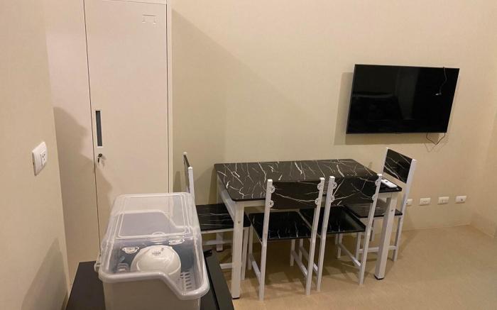Fully furnishd Avida condo2(wi-fi netflix disney+)