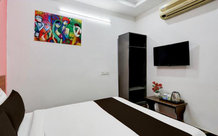 Hotel O Heavens Inn