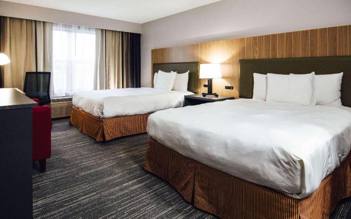 Country Inn & Suites by Radisson, Stockton, IL