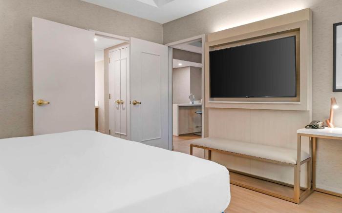 Radisson Plaza Hotel at Kalamazoo Center