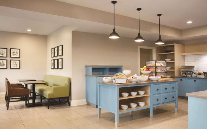 Country Inn & Suites By Radisson,  Atlanta Airport North, GA