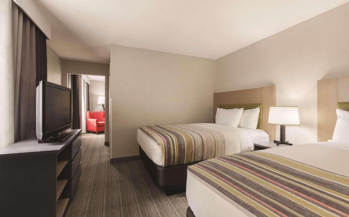 Country Inn & Suites by Radisson, Bakersfield, CA