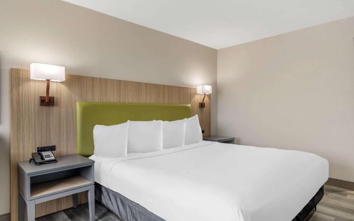 Country Inn & Suites by Radisson, Atlanta Airport South, GA