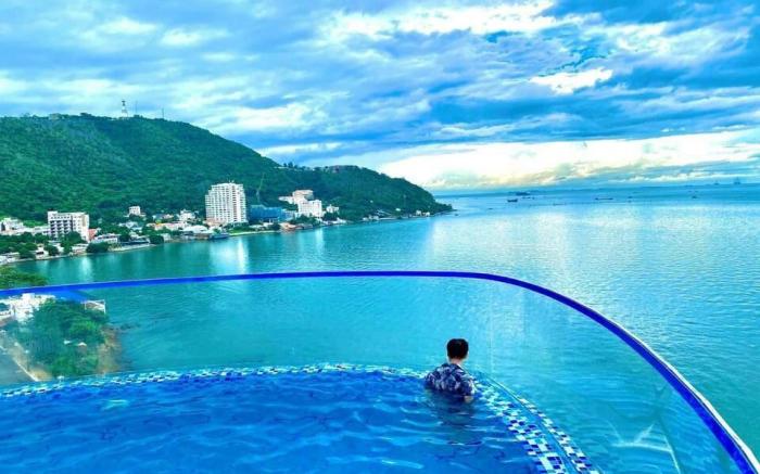 Seaside Homestay Beachfront
