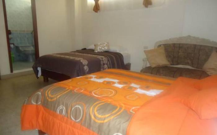 Hostal Perla Real Inn