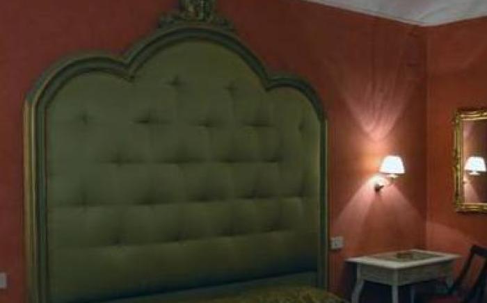 Palazzo Arone dei Baroni di Valentino