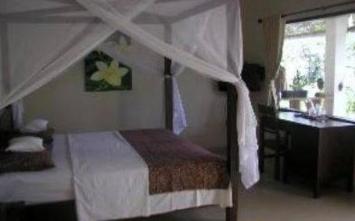 Frangipani Beach Hotel