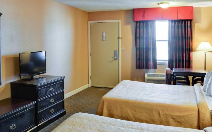 Quality Inn & Suites Hot Springs-Lake Hamilton