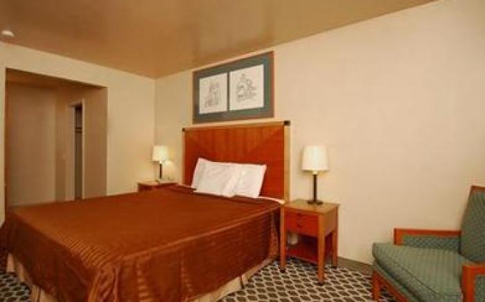 Rodeway Inn Phoenix North I-17