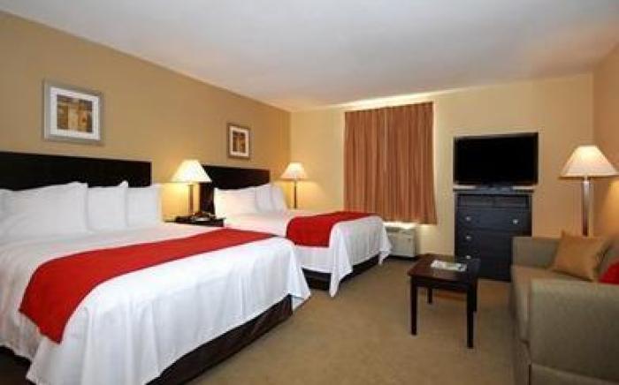 MainStay Suites Jacksonville near Camp Lejeune