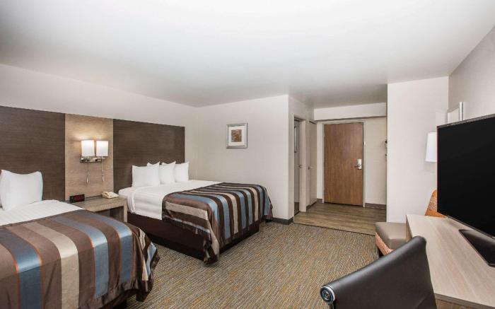 Wingate By Wyndham Louisville Fair and Expo