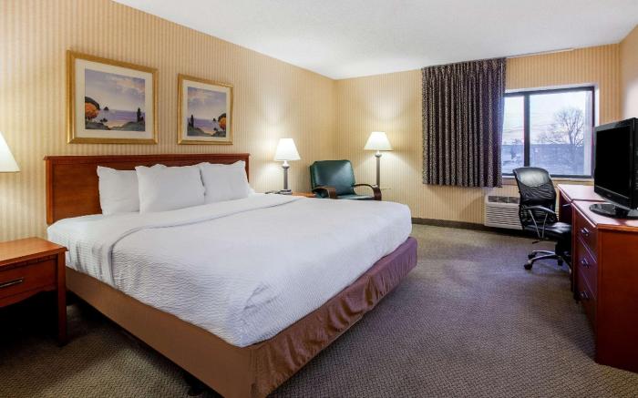 La Quinta Inn by Wyndham Detroit Southgate