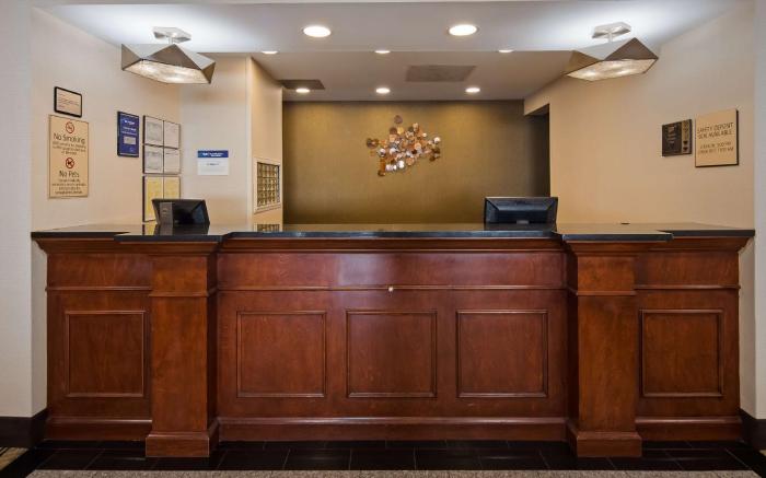 Best Western Plus Belle Meade Inn and Suite
