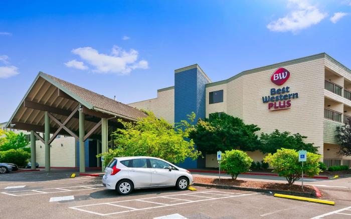 Best Western Plus Silverdale Beach Hotel