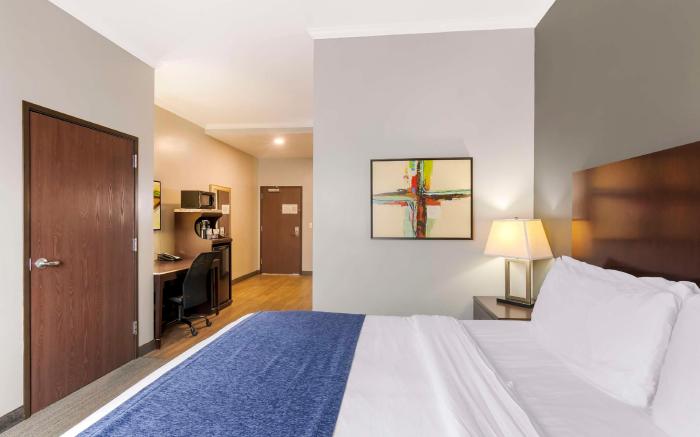 Best Western Plus Olathe Hotel