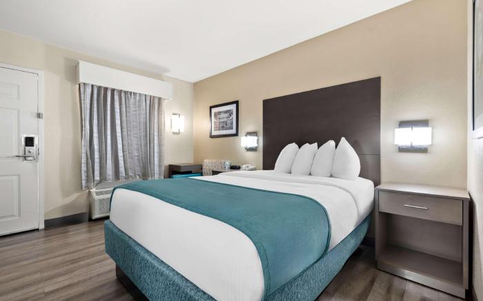 Best Western Catalina Inn