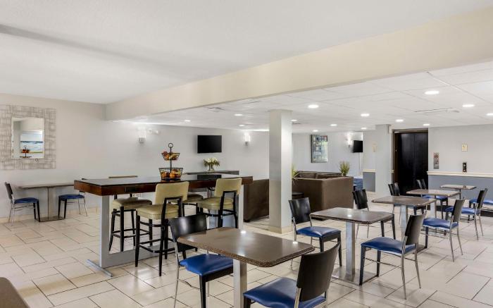 Best Western Plus Jonesboro Inn & Suites