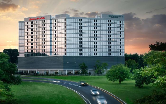Homewood Suites by Hilton Teaneck Glenpointe