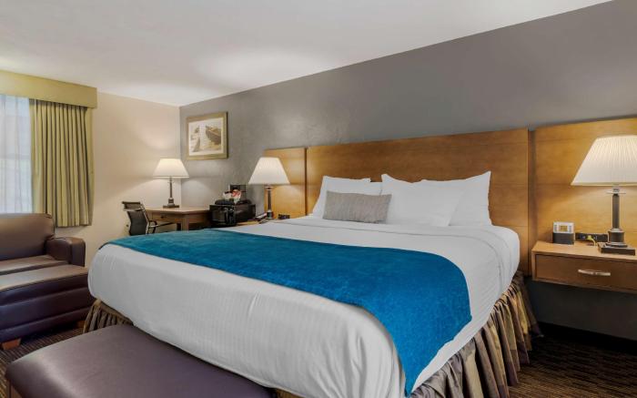 Best Western Plus Cold Spring