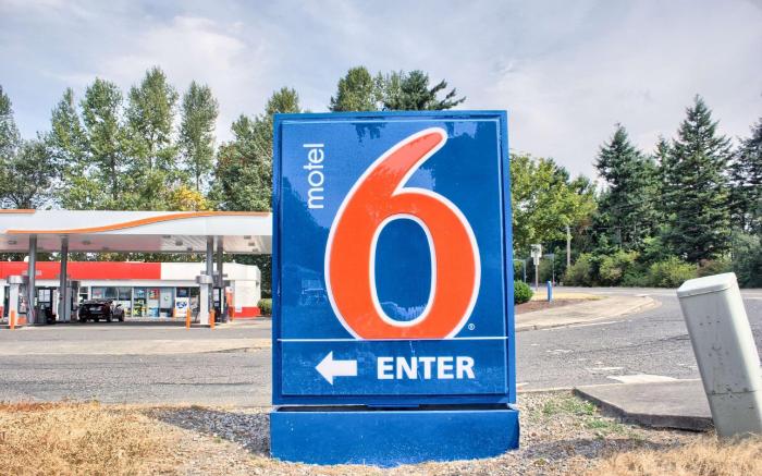 Motel 6 Seattle, WA - South