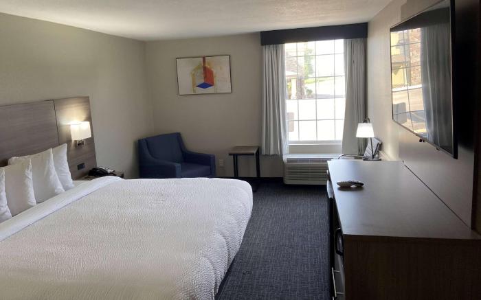 Days Inn & Suites by Wyndham Tahlequah