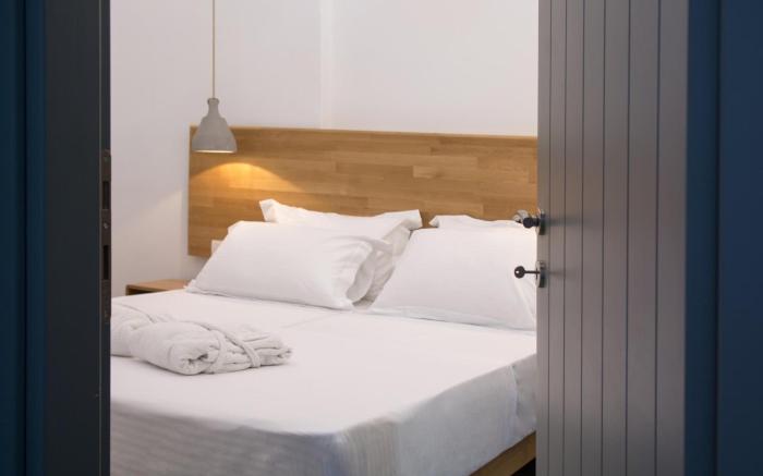 Deluxe Double Twin Balcony Thetis