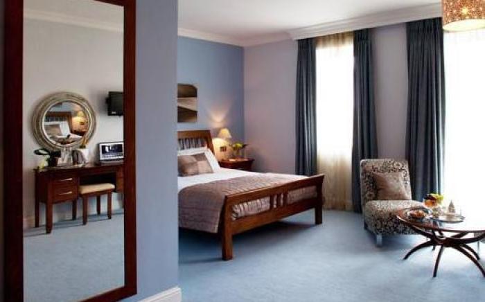 Fernhill House Hotel & Gardens