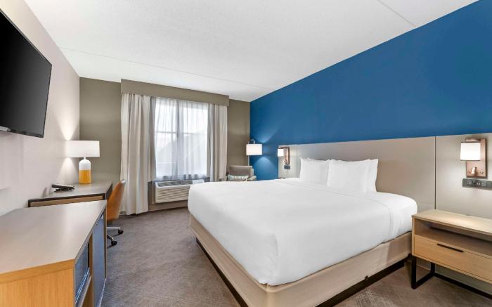 Comfort Inn & Suites Cuyahoga Falls - Akron