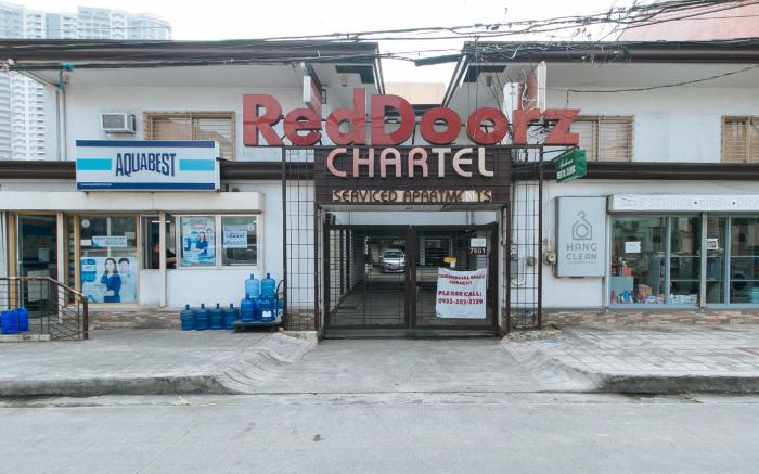 RedDoorz @ San Antonio Makati