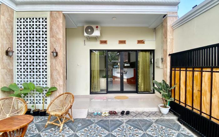MADINA GUEST HOUSE Syariah near Gembira Loka Zoo Yogyakarta Mitra RedDoorz