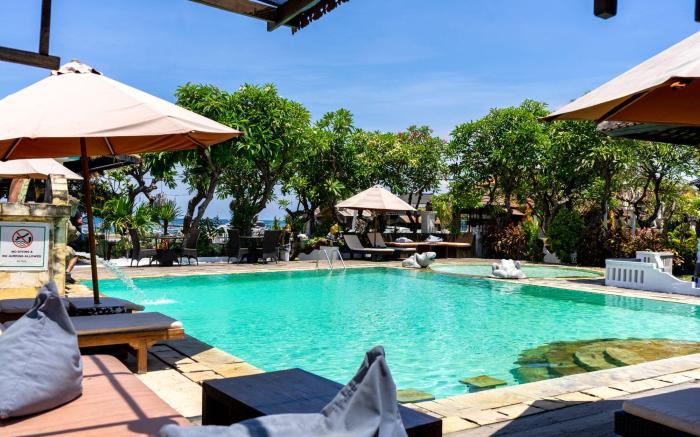 Bali Taman Beach Resort & Spa Lovina